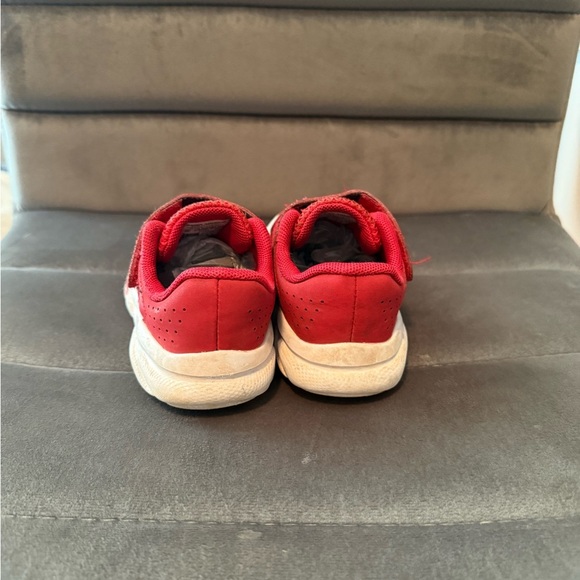 Under Armour Kids Red and Black Sneakers size 8c - Picture 4 of 4